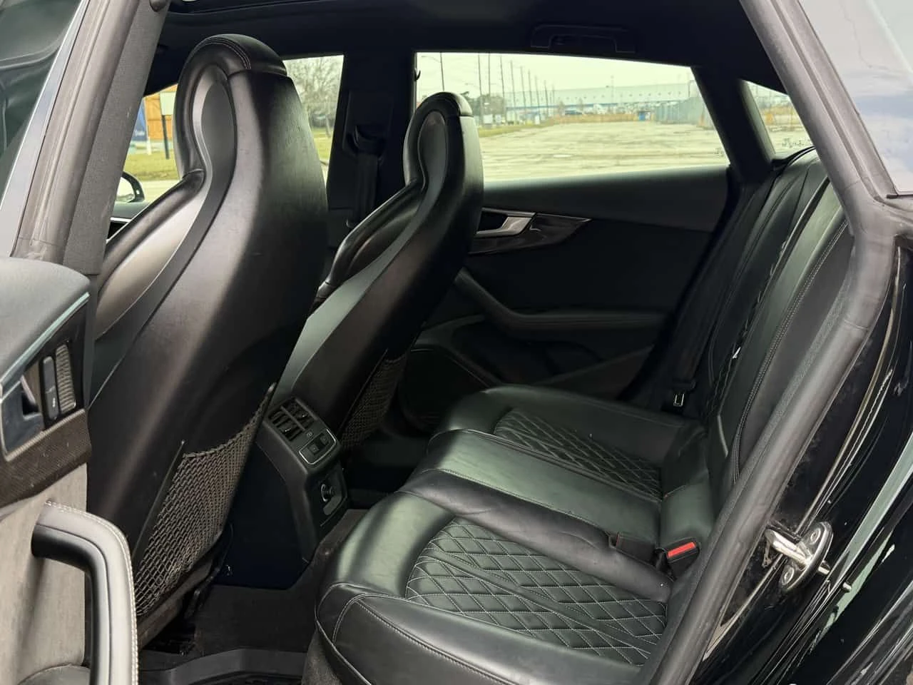 Audi S5 TECHNIK SPORTBACK* ДИСТРОНИК* 360 КАМЕРА* , снимка 13 - Автомобили и джипове - 54046652