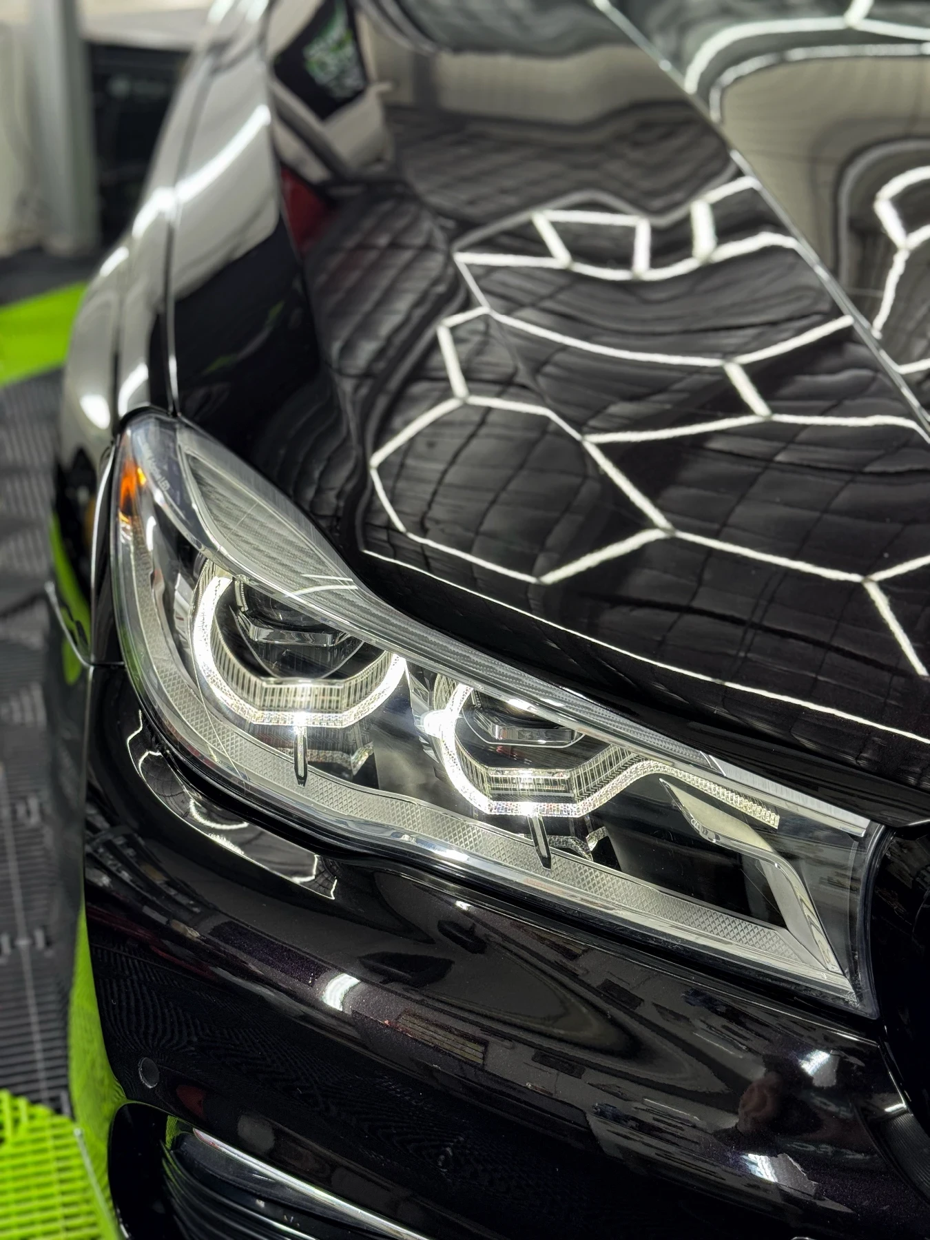 BMW 750 Li xDrive Individual, снимка 7 - Автомобили и джипове - 54072032