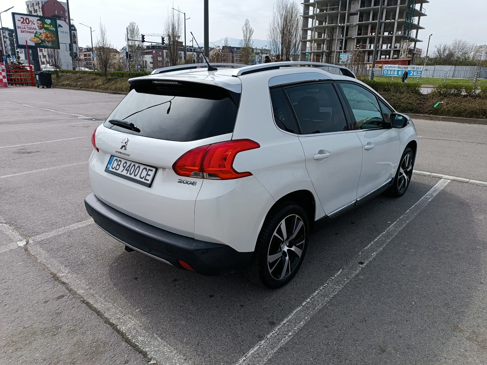 Peugeot 2008, снимка 5 - Автомобили и джипове - 54180279