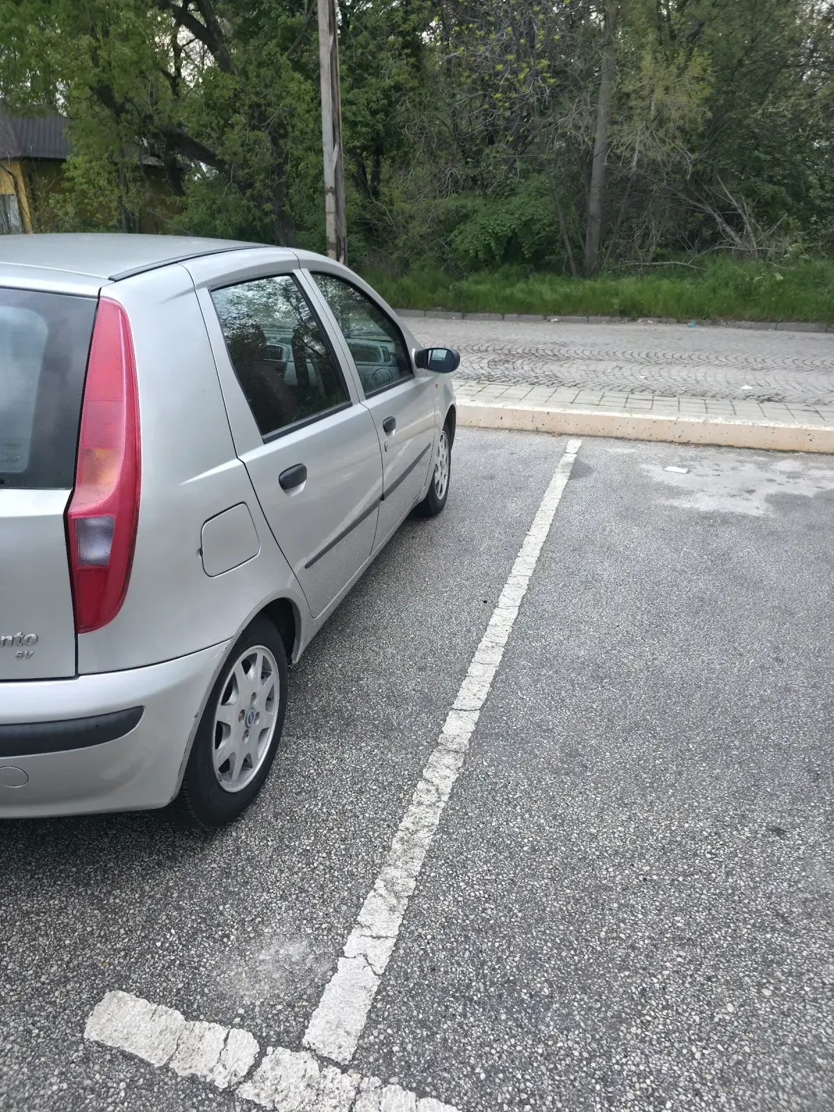 Fiat Punto 1.2i, снимка 4 - Автомобили и джипове - 54259965