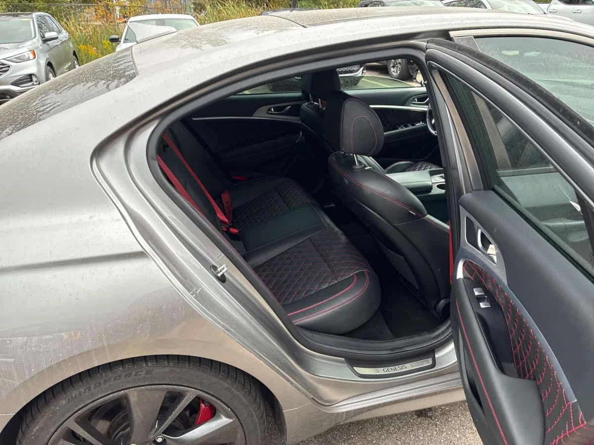 Genesis G70 * 3.3T Sport * ��������� * 360 * NAVI | Mobile.bg � ����������� 14