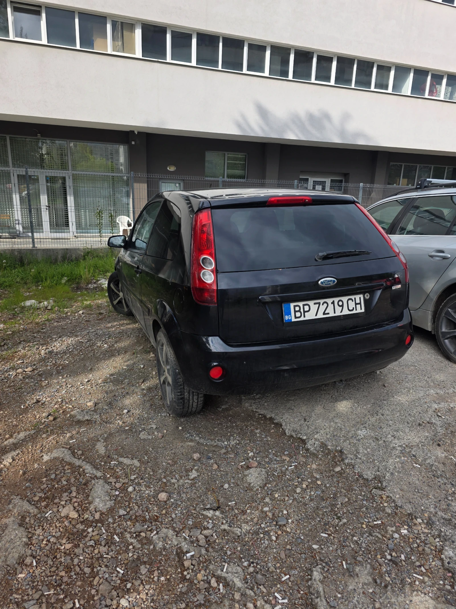 Ford Fiesta 1.6 TDCI, снимка 2 - Автомобили и джипове - 54382189