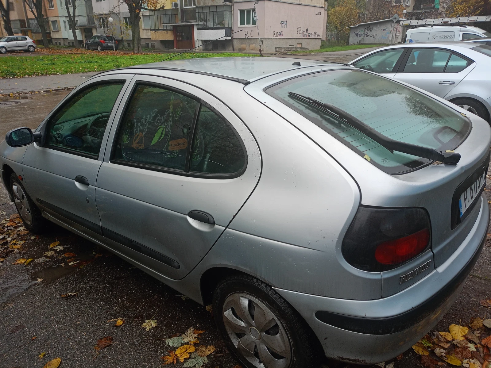 Renault Megane 1.6 90к бензин 1997г, снимка 3 - Автомобили и джипове - 54645161