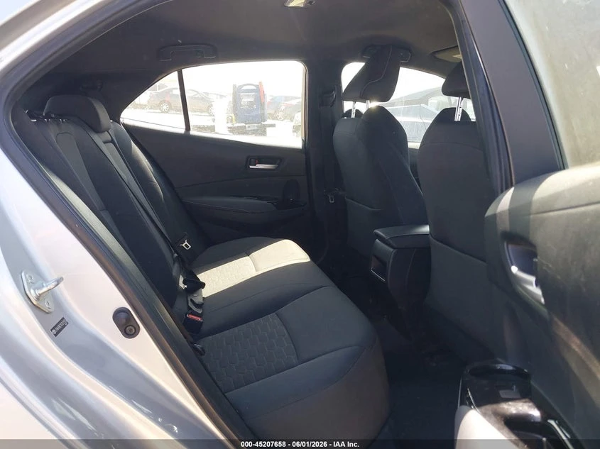 Toyota Corolla 2.0l Se, снимка 8 - Автомобили и джипове - 54860736