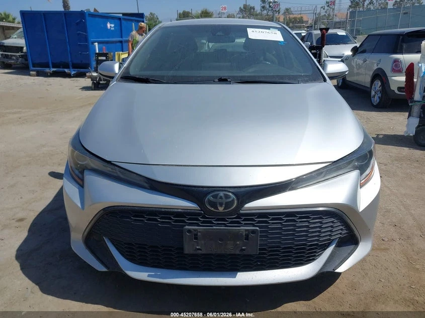 Toyota Corolla 2.0l Se, снимка 12 - Автомобили и джипове - 54860736