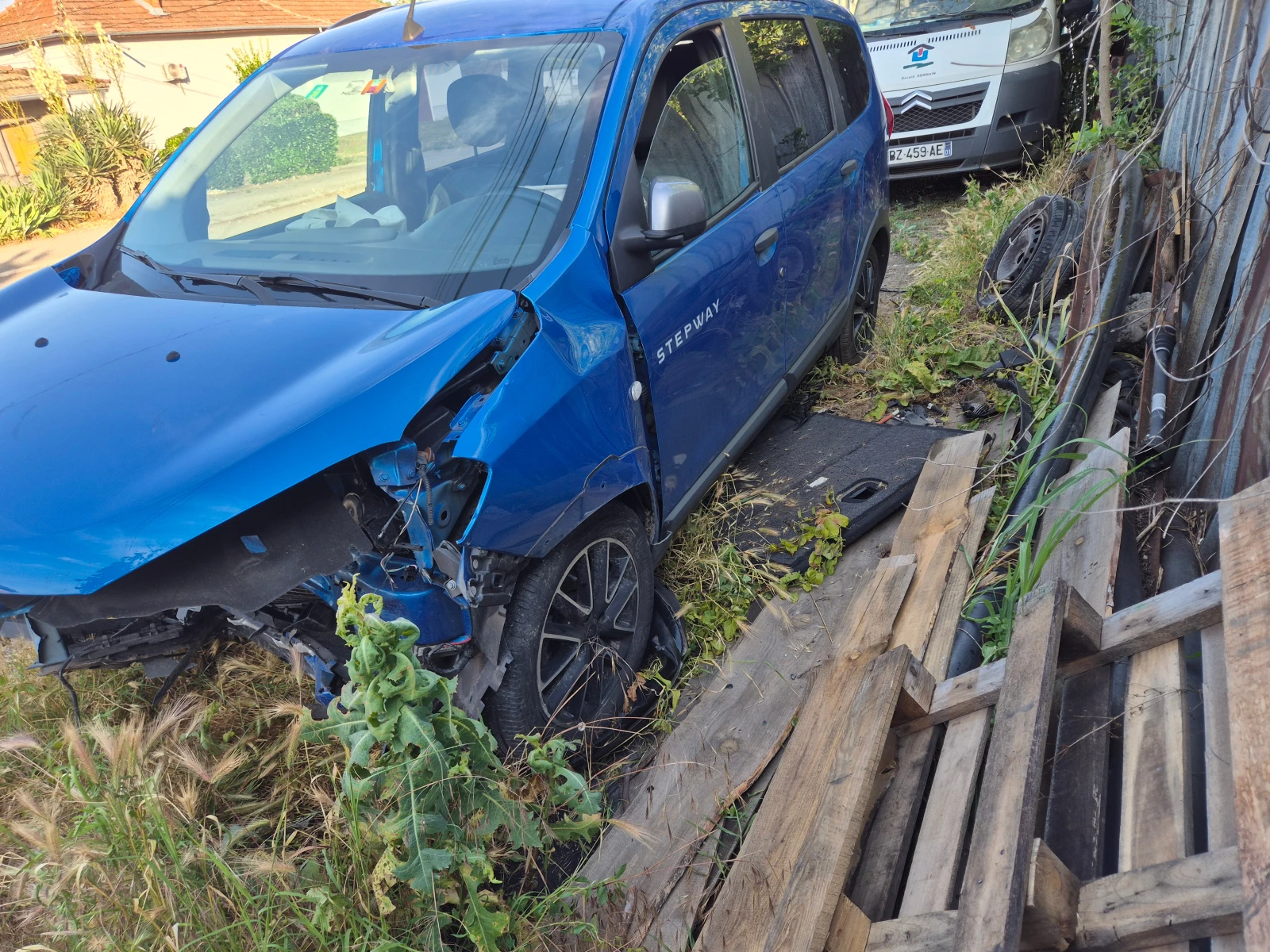 Dacia Lodgy 1, 2tce, снимка 2 - Автомобили и джипове - 54936340