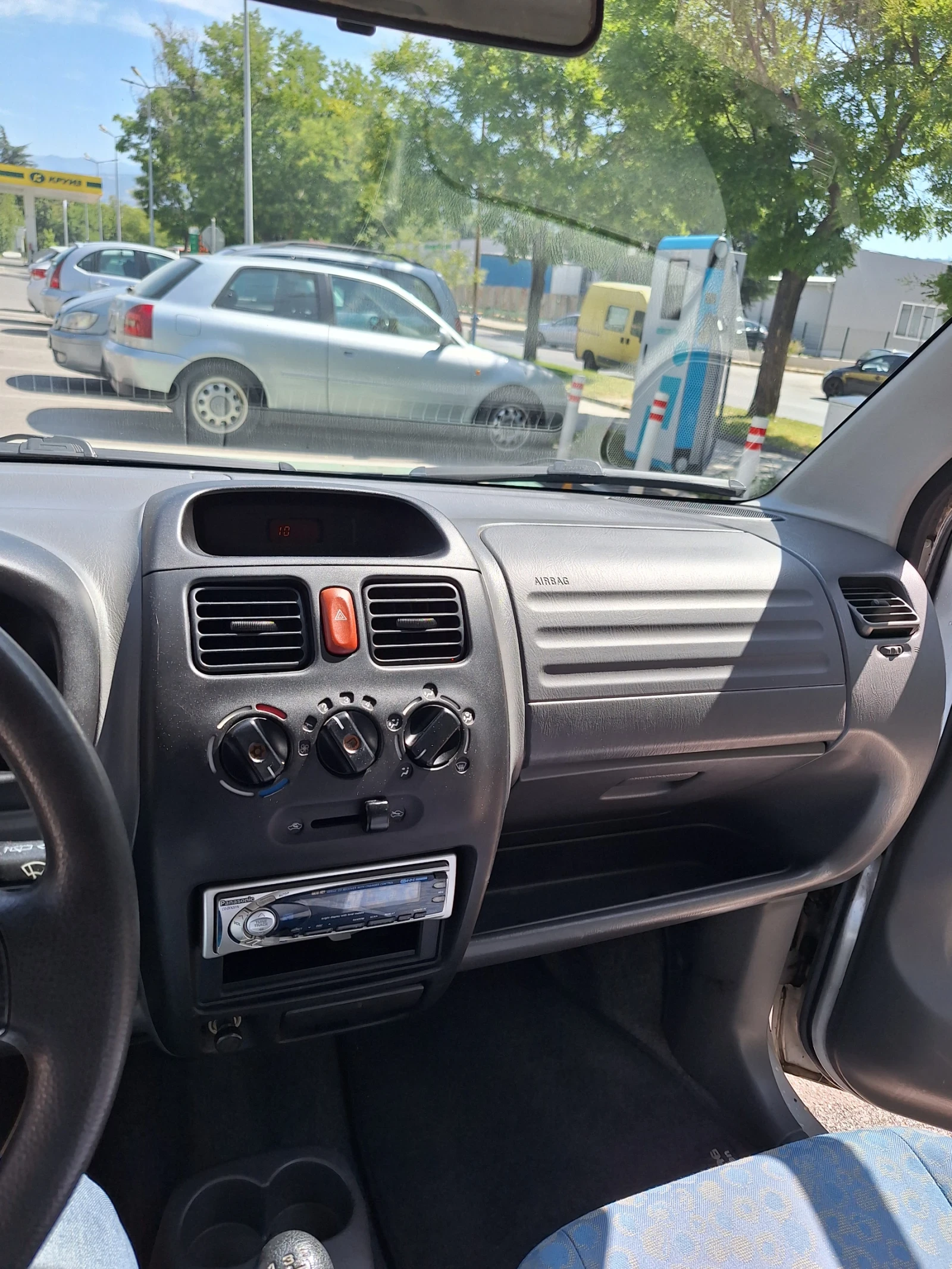 Suzuki Wagon r 1.3 i, снимка 10 - Автомобили и джипове - 55318036