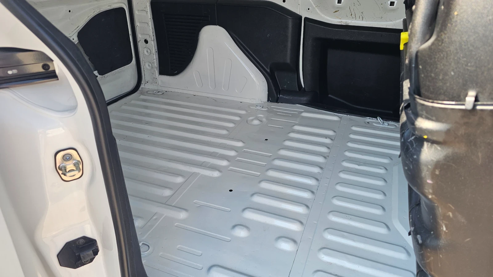 Peugeot Partner 1.6Hdi-3 ����� | Mobile.bg � ����������� 4