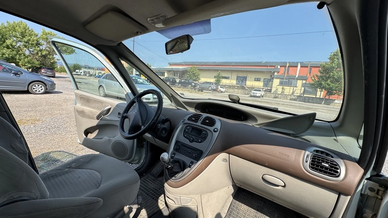 Citroen Xsara picasso 1.6 hdi, снимка 6 - Автомобили и джипове - 55448576