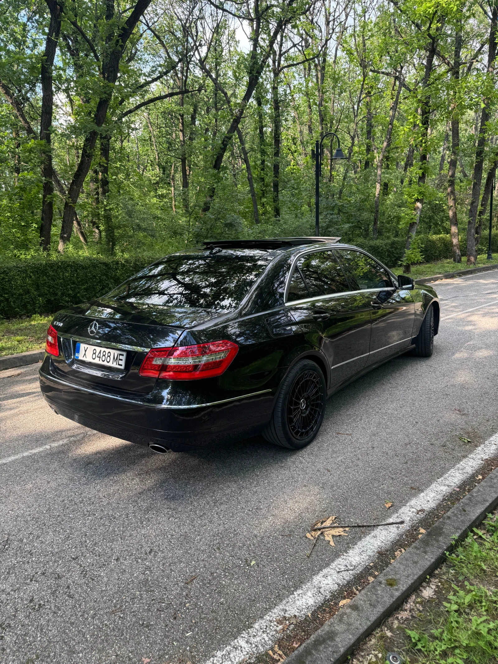 Mercedes-Benz E 350, снимка 4 - Автомобили и джипове - 55597978