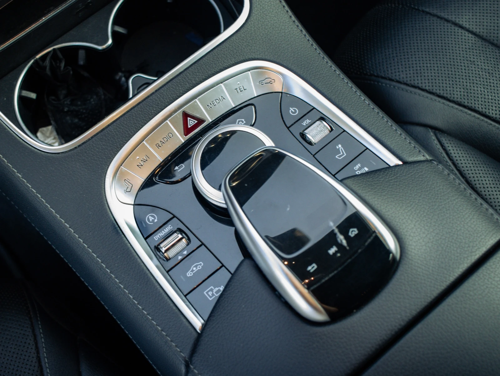 Mercedes-Benz S 450 * 4 MATIC* Matrix LED* НАЛИЧЕН В БГ* АВТОКРЕДИТ* , снимка 12 - Автомобили и джипове - 55606180