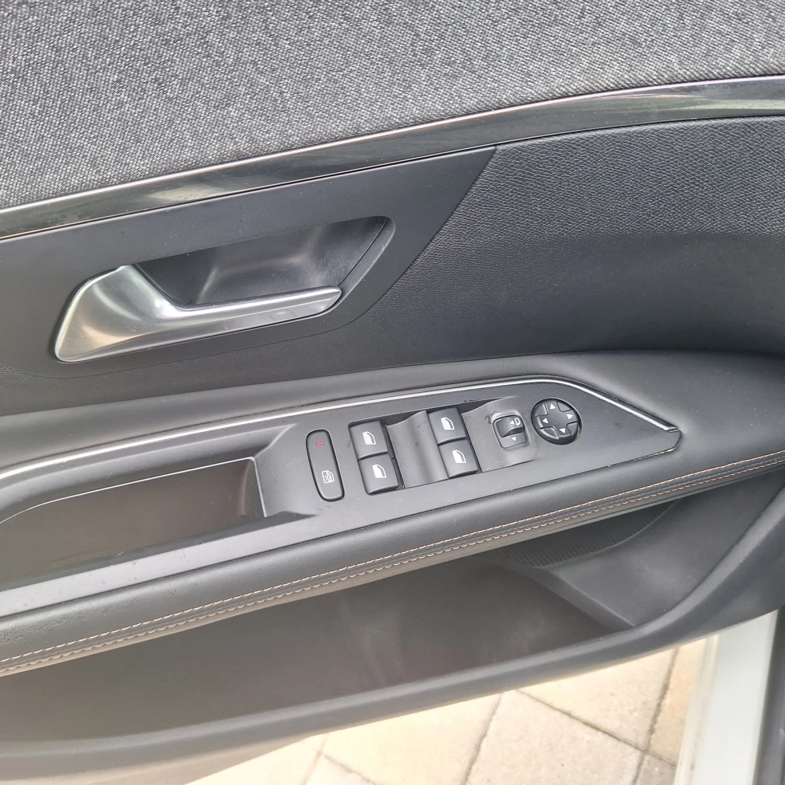 Peugeot 3008 2.0GT, снимка 13 - Автомобили и джипове - 55656008