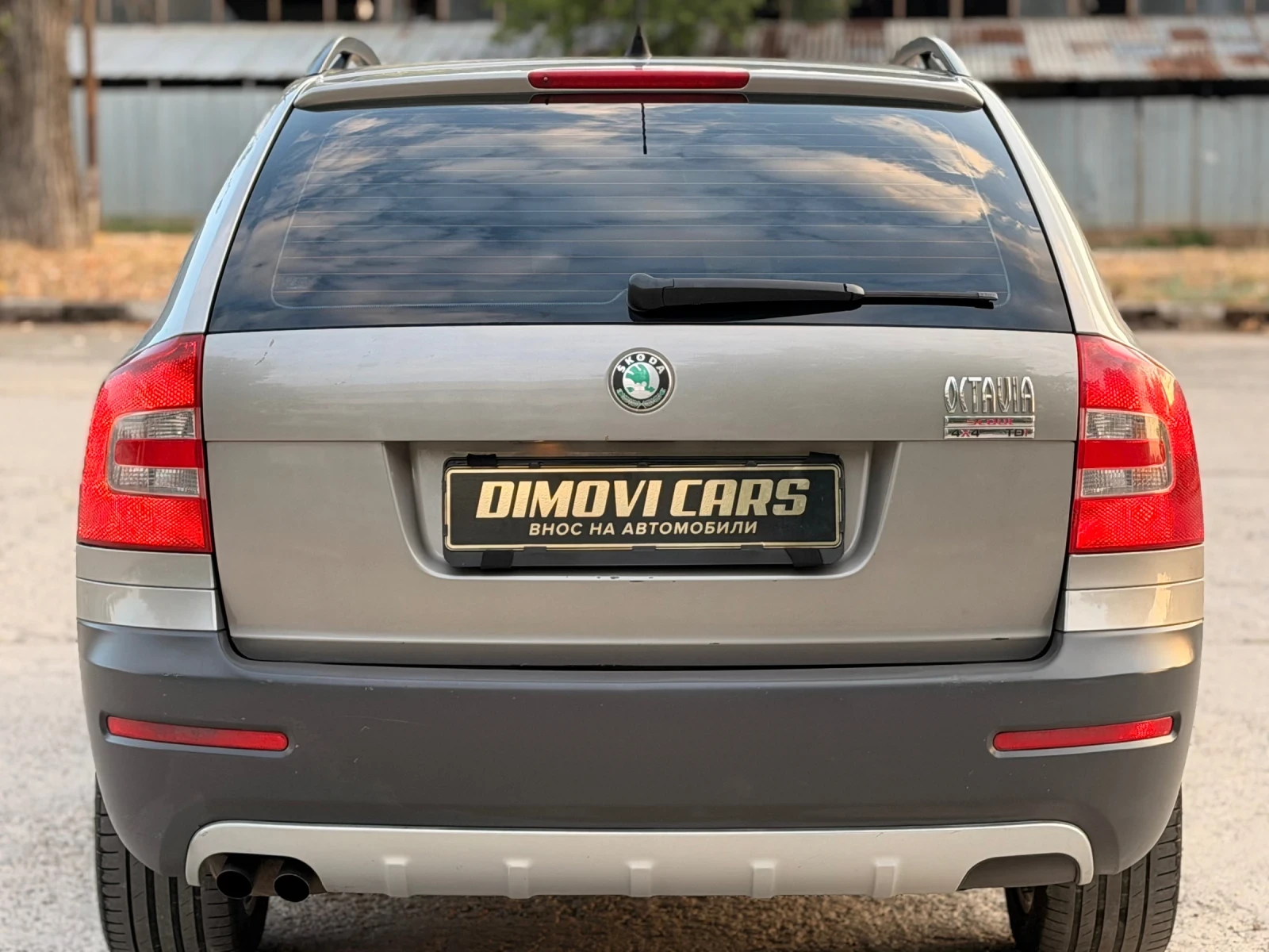 Skoda Octavia Scout 2.0TDI/КСЕНОН/ИТАЛИЯ, снимка 4 - Автомобили и джипове - 55667159