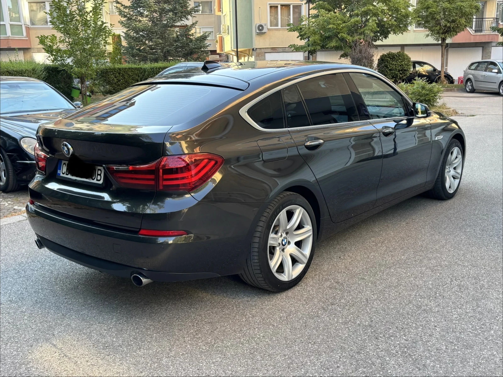 BMW 5 Gran Turismo 535xi Обслужен мотор., снимка 4 - Автомобили и джипове - 55703940