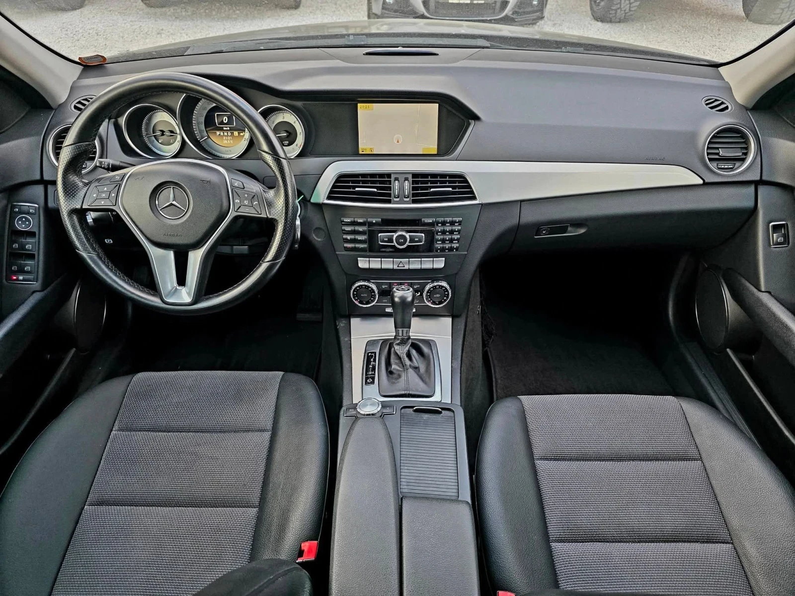Mercedes-Benz C 220 Нави Камера Люк 8 бр Алуминиеви джанти Avantgarde , снимка 8 - Автомобили и джипове - 55932071