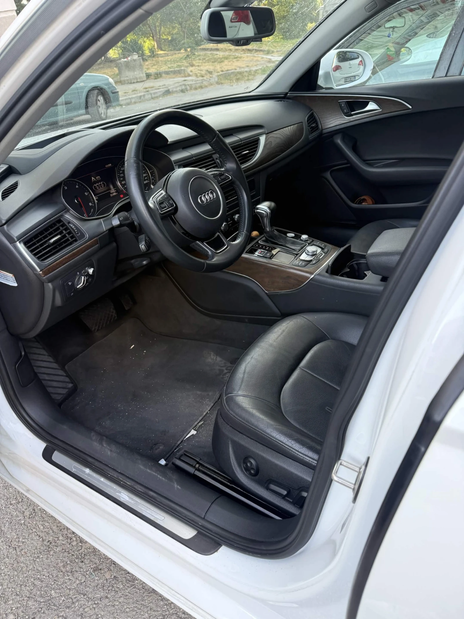 Audi A6 2.0 TDI, снимка 7 - Автомобили и джипове - 55959904