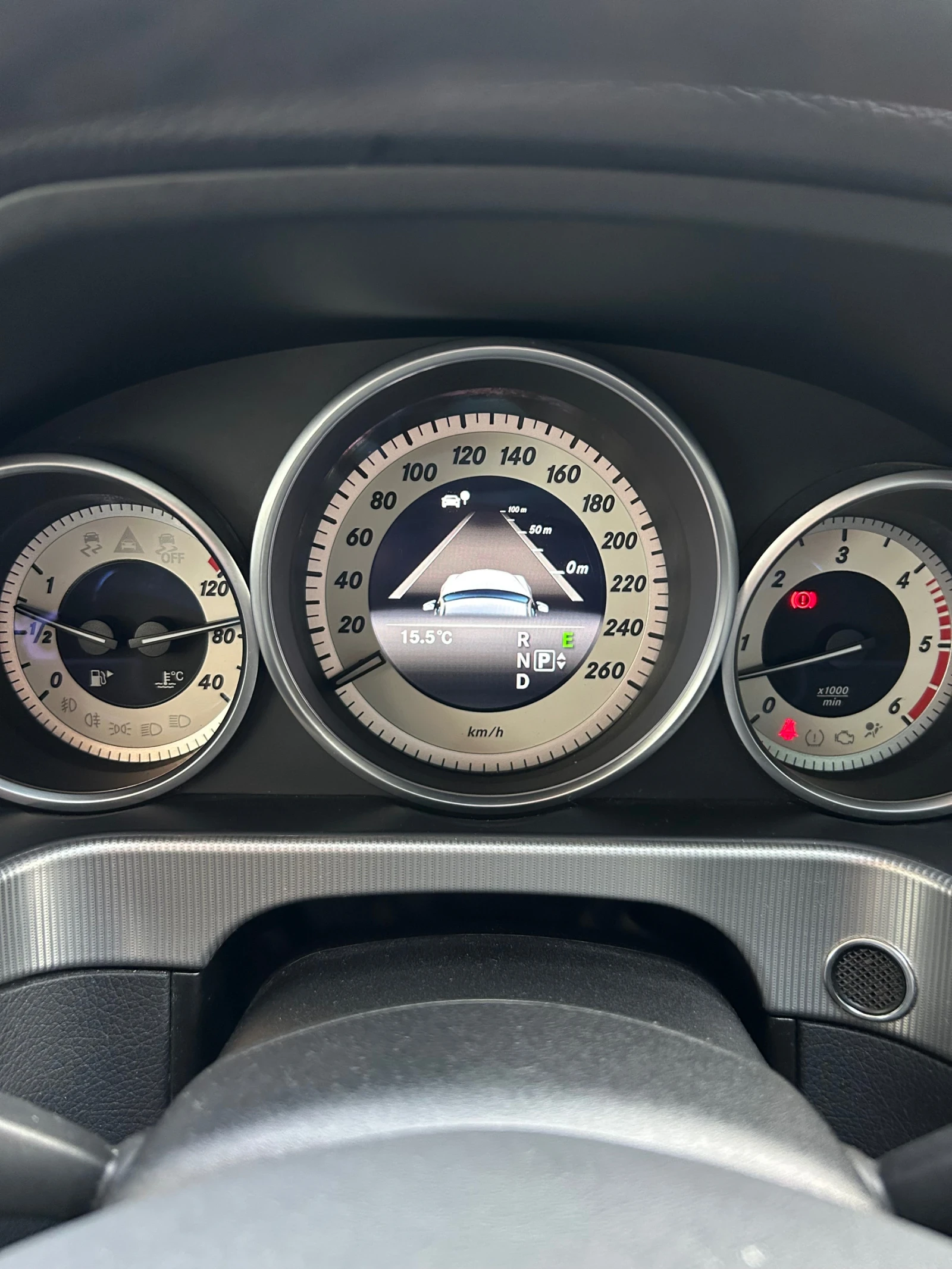 Mercedes-Benz E 350 BlueTec/Avantgarde/7G+ /TOP!, снимка 15 - Автомобили и джипове - 56097157