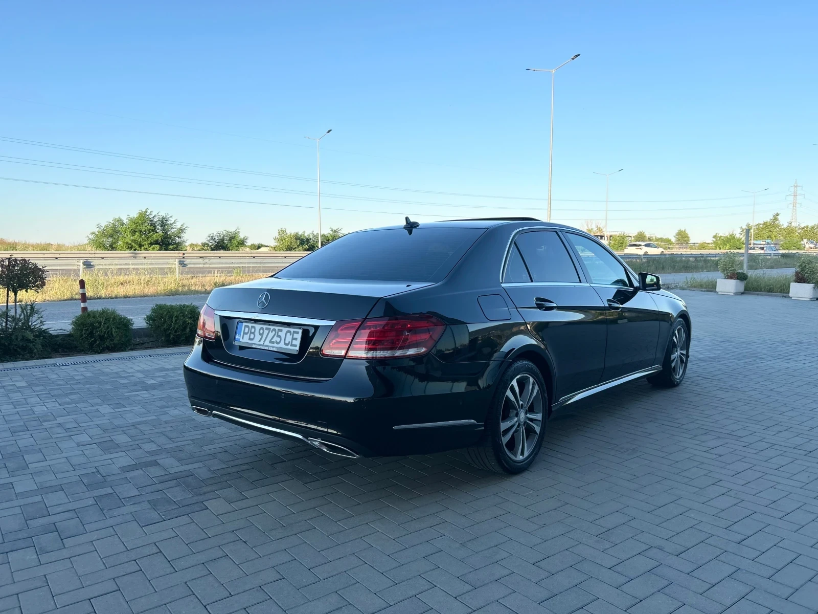 Mercedes-Benz E 350 BlueTec/Avantgarde/7G+ /TOP!, снимка 6 - Автомобили и джипове - 56097157
