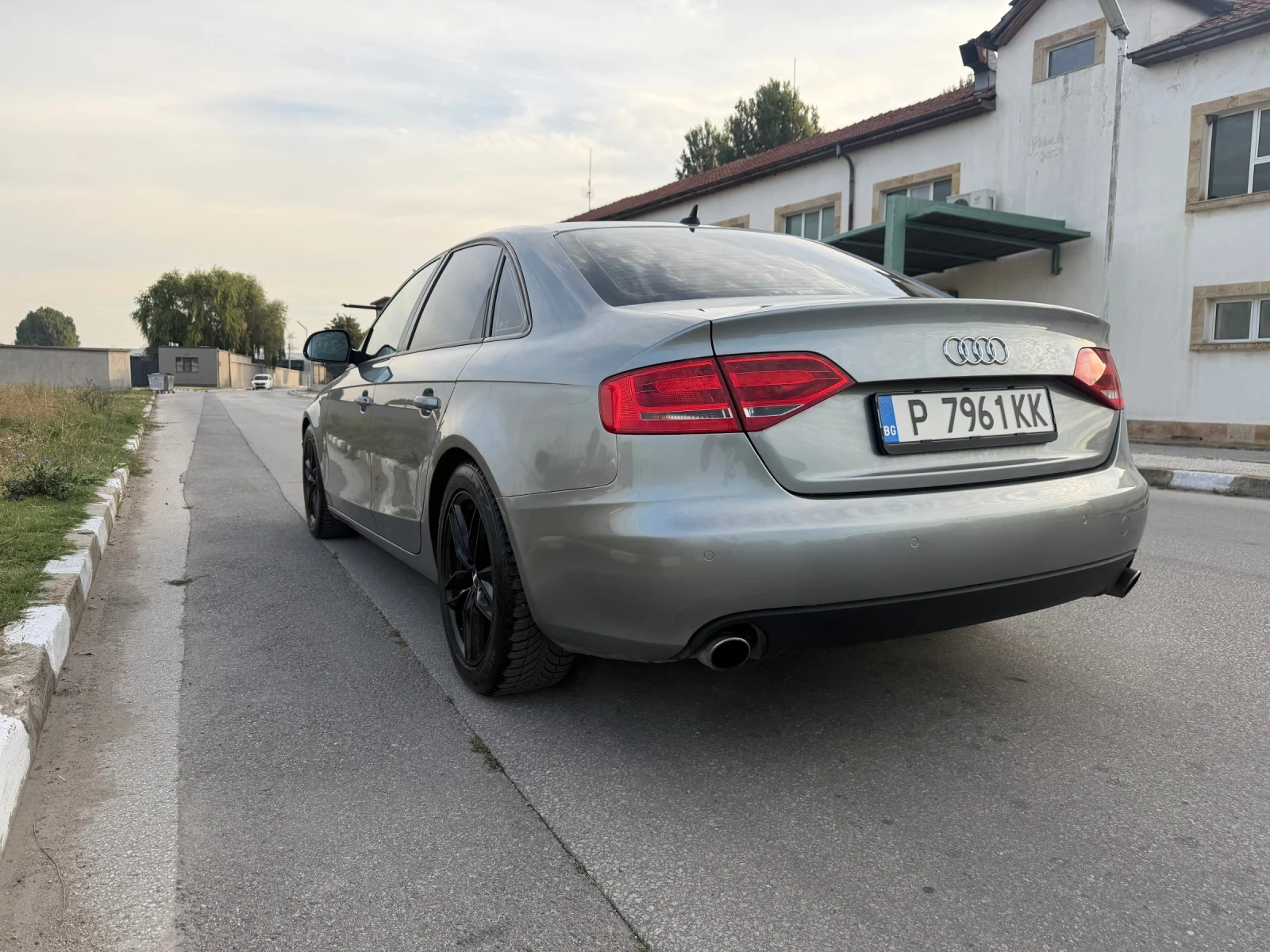 Audi A4 3, 2 FSI  Quattro, снимка 4 - Автомобили и джипове - 56136484