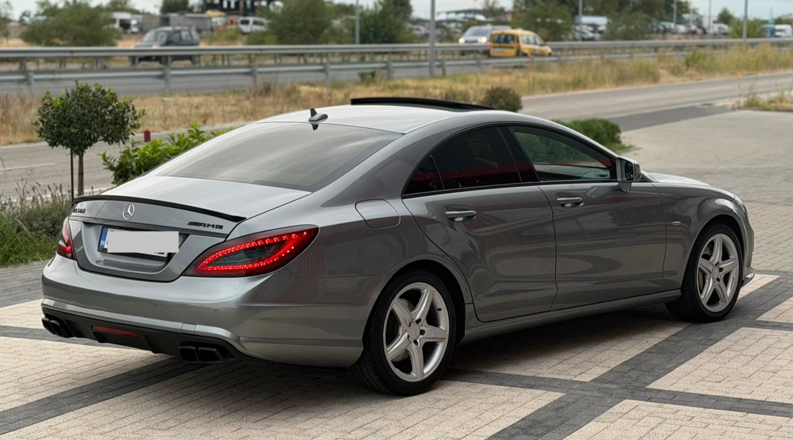 Mercedes-Benz CLS 500, снимка 5 - Автомобили и джипове - 56241140