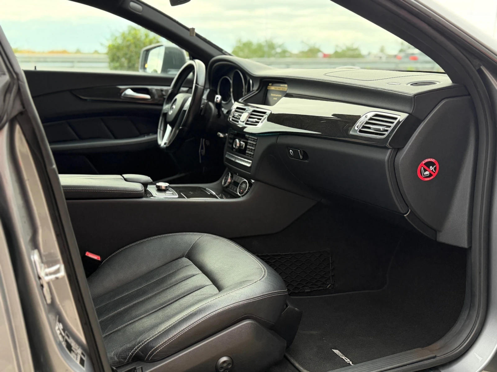 Mercedes-Benz CLS 500, снимка 12 - Автомобили и джипове - 56241140