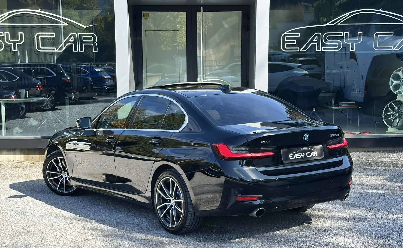 BMW 330 xDrive 30E / CAMERA 360 , снимка 4 - Автомобили и джипове - 56461838