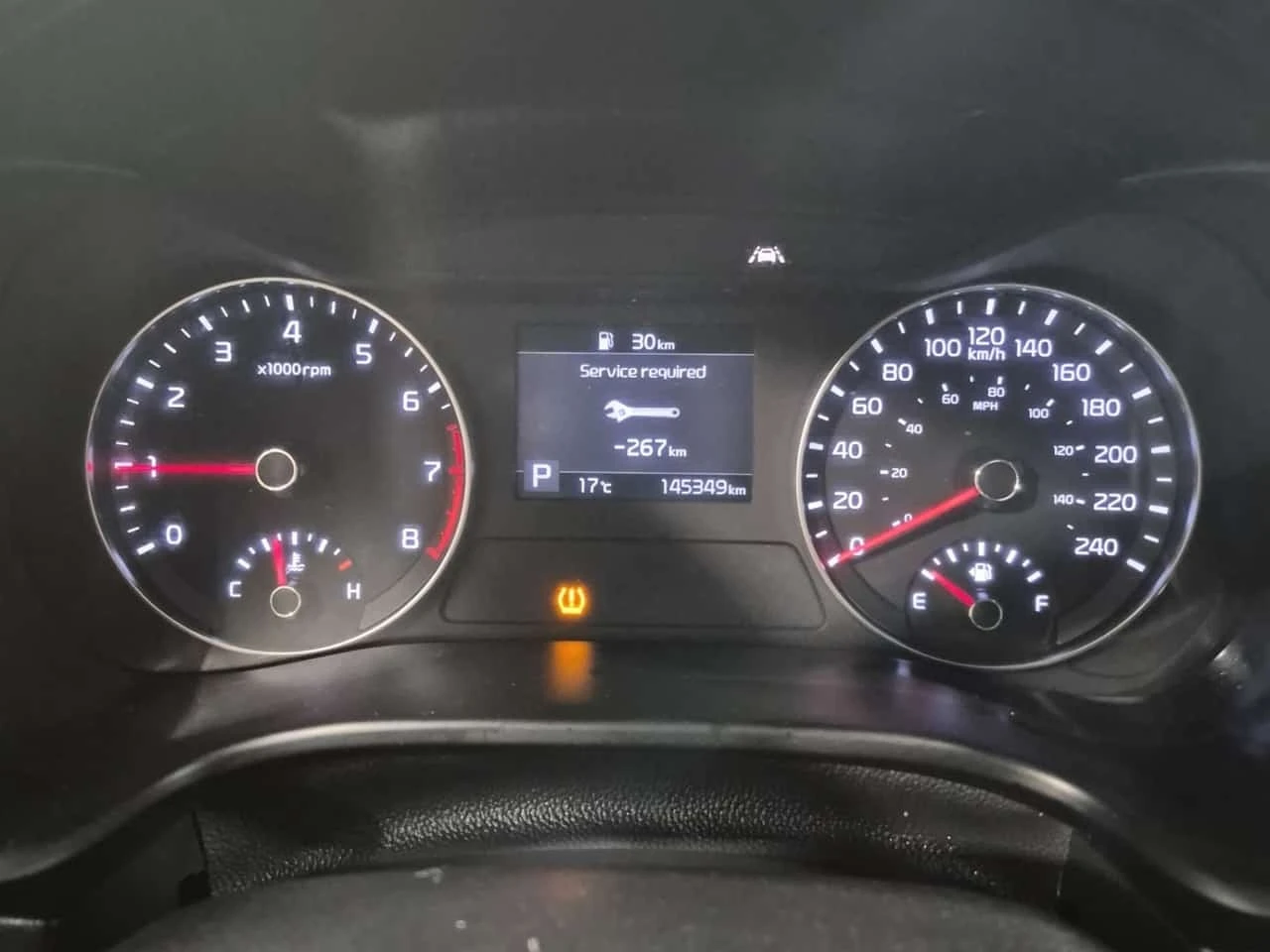 Kia Forte  Ivt Ex * CARFAX * ����������� | Mobile.bg � ����������� 9