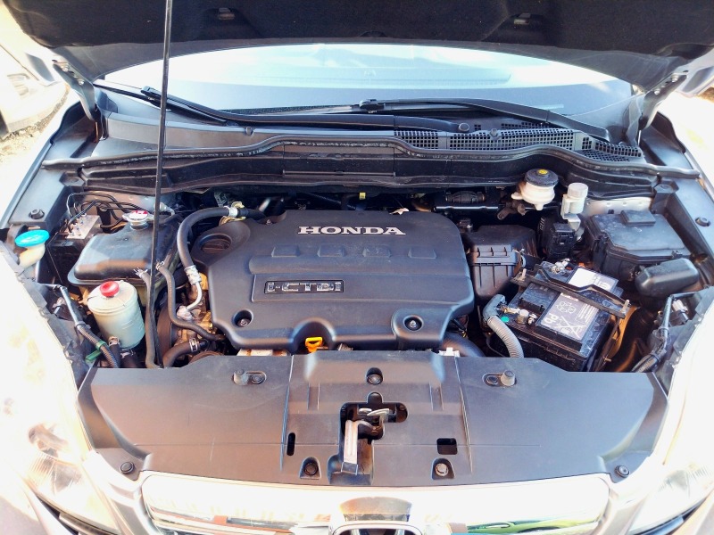 Honda Cr-v 2.2 i-CТDI, снимка 17 - Автомобили и джипове - 46349428