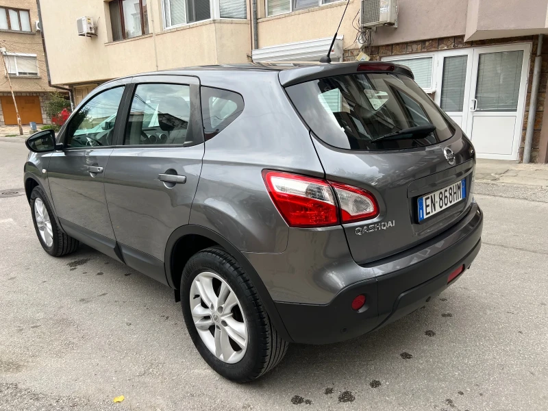 Nissan Qashqai 1.6 I, снимка 7 - Автомобили и джипове - 47499832