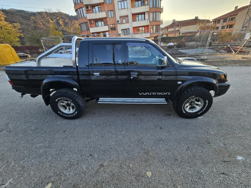 Mitsubishi L200, снимка 5 - Автомобили и джипове - 48131601