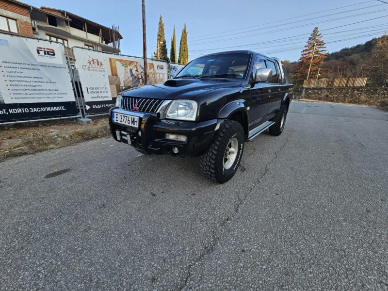 Mitsubishi L200, снимка 2 - Автомобили и джипове - 48131601