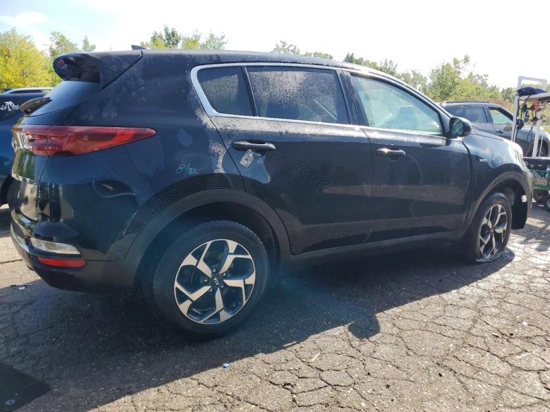 Kia Sportage, снимка 4 - Автомобили и джипове - 48328354