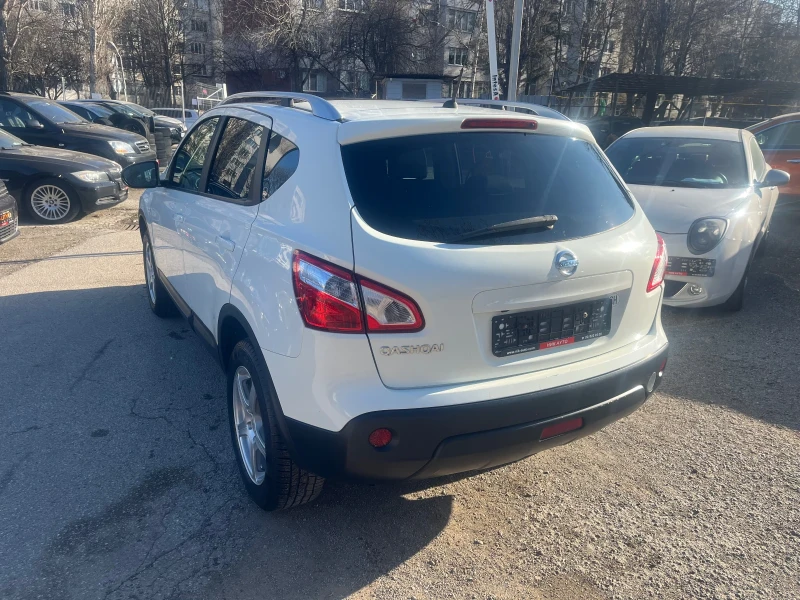 Nissan Qashqai 2.0I* 4X4* Facelift* Navi, снимка 4 - Автомобили и джипове - 49160807