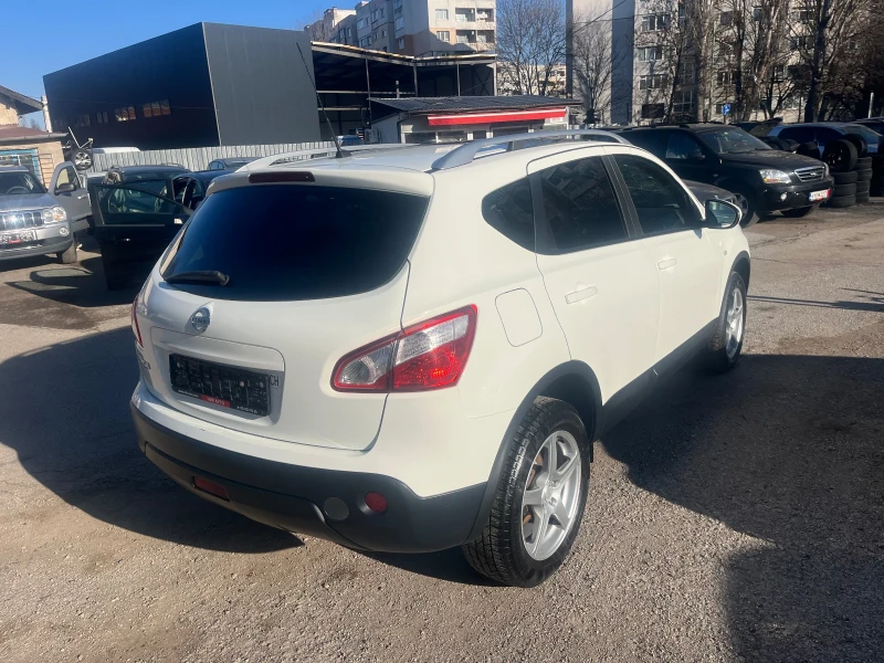 Nissan Qashqai 2.0I* 4X4* Facelift* Navi, снимка 3 - Автомобили и джипове - 49160807