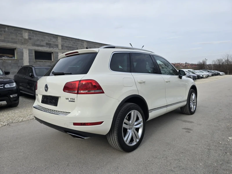 VW Touareg 3.0TDI - 239к.с. 157хил. км. !, снимка 4 - Автомобили и джипове - 49452290