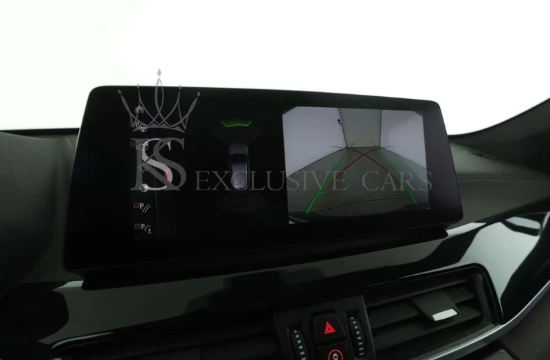 BMW X1 20i* XDRIVE* M-SPORT* PANO* H&K* HUD* , снимка 10 - Автомобили и джипове - 51961100