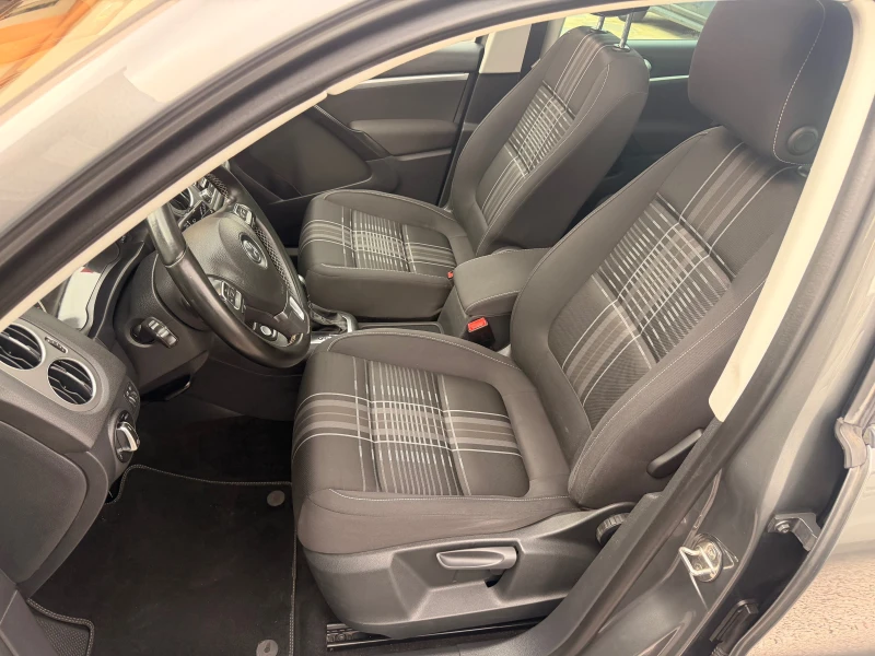 VW Tiguan 2.0TDI* AUT* 4X4* LOUNGE* NAVI* PANORAMA* KEYLESS, снимка 6 - Автомобили и джипове - 52474020