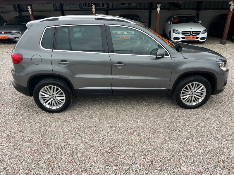 VW Tiguan 2.0TDI* AUT* 4X4* LOUNGE* NAVI* PANORAMA* KEYLESS, снимка 15 - Автомобили и джипове - 52474020