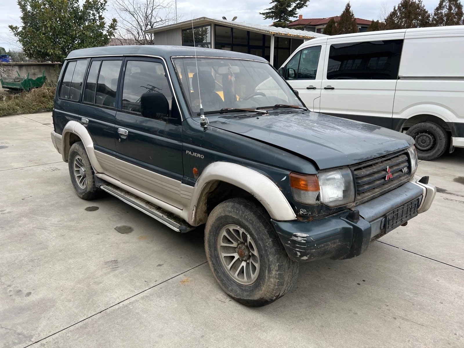 Mitsubishi Pajero 3.0 12V - изображение 2