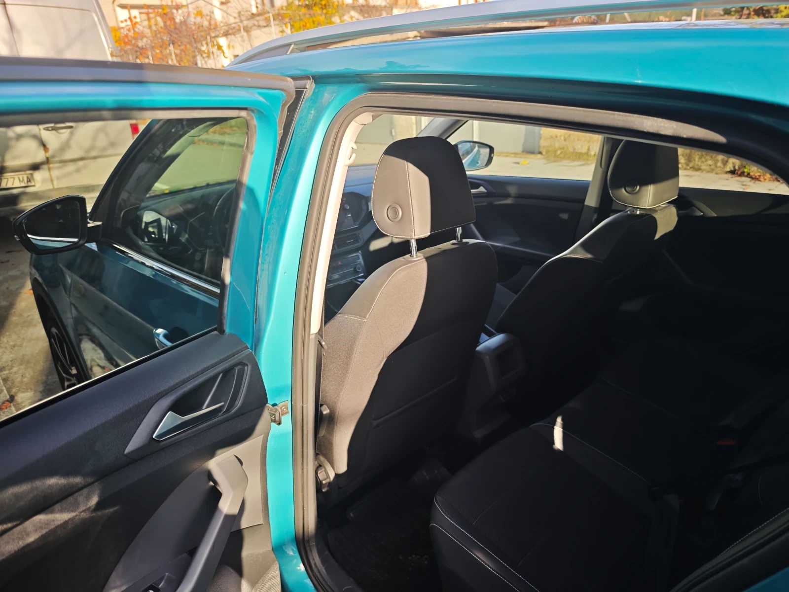 VW T-Cross, снимка 4 - Автомобили и джипове - 54164173