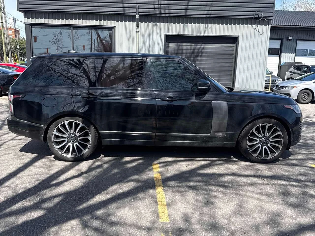 Land Rover Range rover * V8 Supercharged LWB * CARFAX * MERIDIAN, снимка 3 - Автомобили и джипове - 54414128