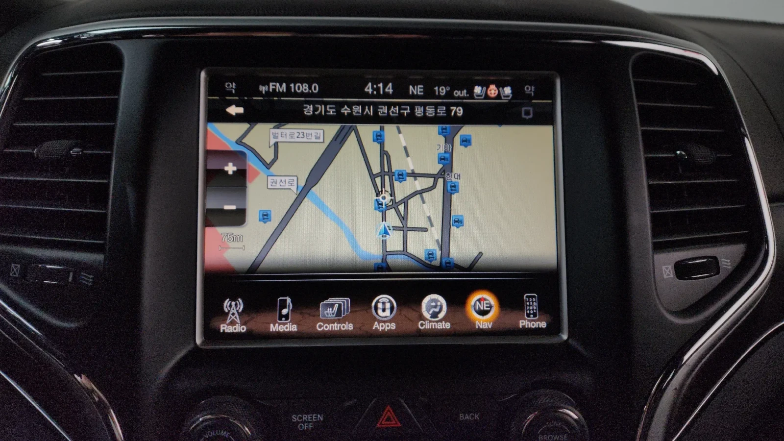 Jeep Grand cherokee 3.0D OVERLAND , снимка 12 - Автомобили и джипове - 54649329