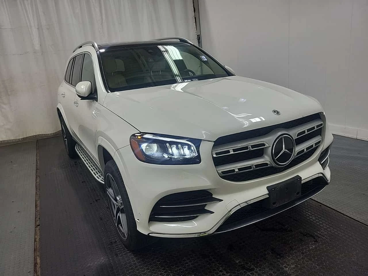 Mercedes-Benz GLS 450 AMG Line * Един собственик * От Mercedes * , снимка 2 - Автомобили и джипове - 54687943