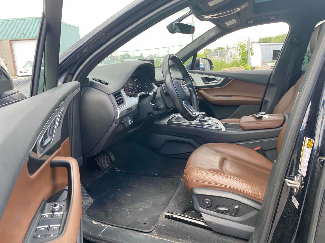 Audi Q7 3.0T Technik / 360 / LED / BOSE / ОБДУХВАНЕ , снимка 5 - Автомобили и джипове - 55569096