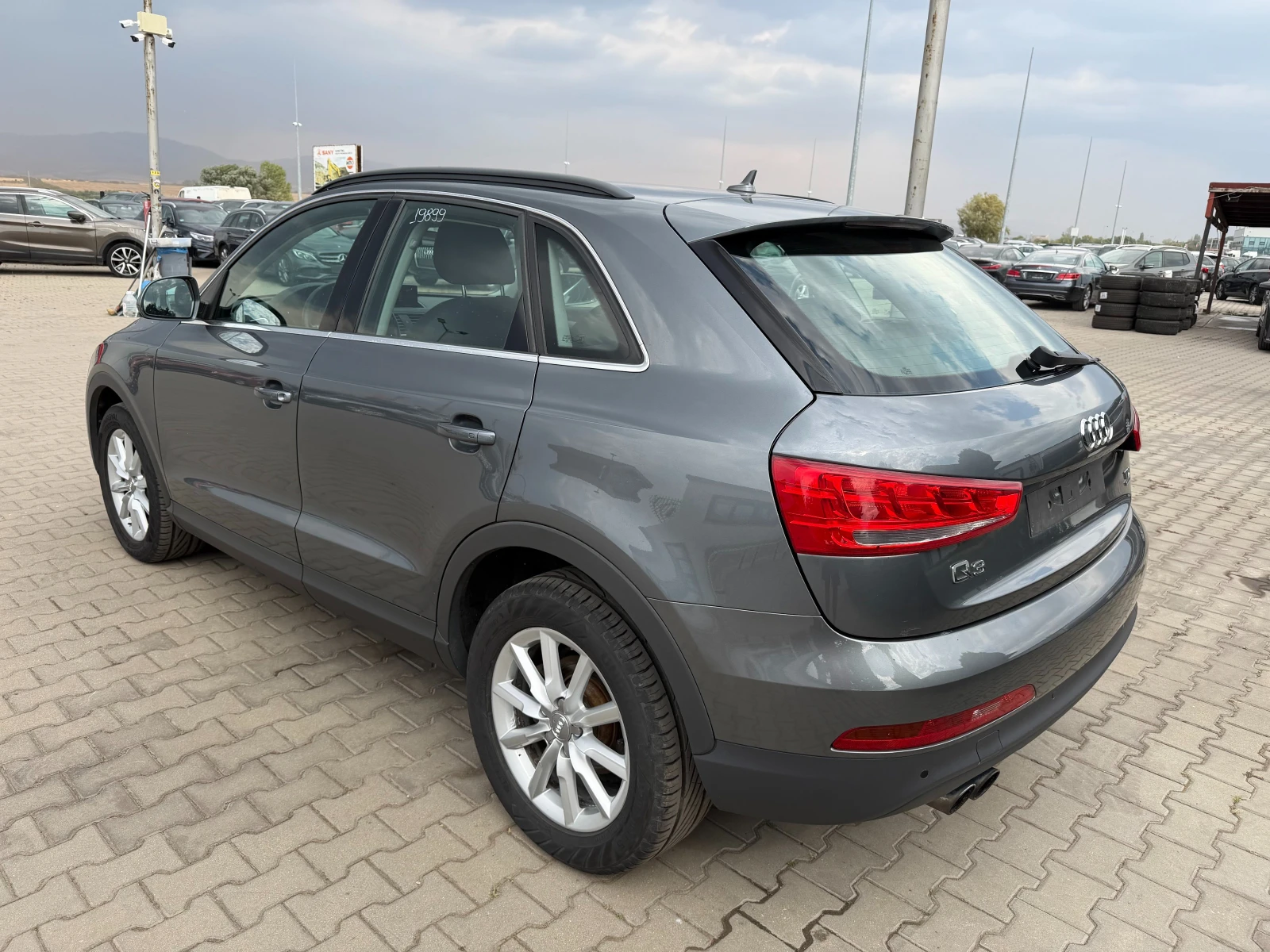 Audi Q3 2.0TDI QUATTRO AVTOMAT/NAVI EURO 5, снимка 8 - Автомобили и джипове - 56165672