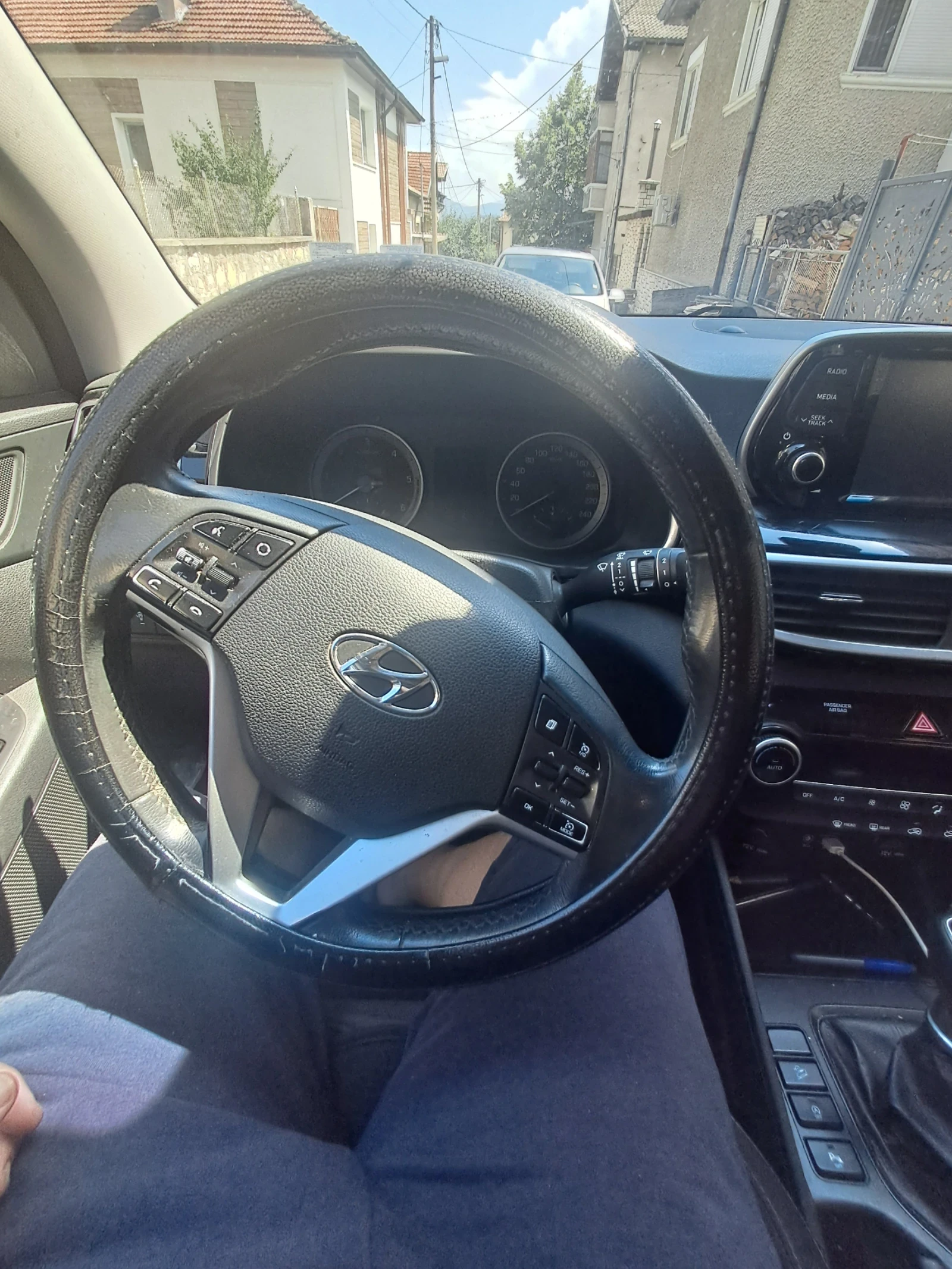 Hyundai Tucson, снимка 9 - Автомобили и джипове - 56554441