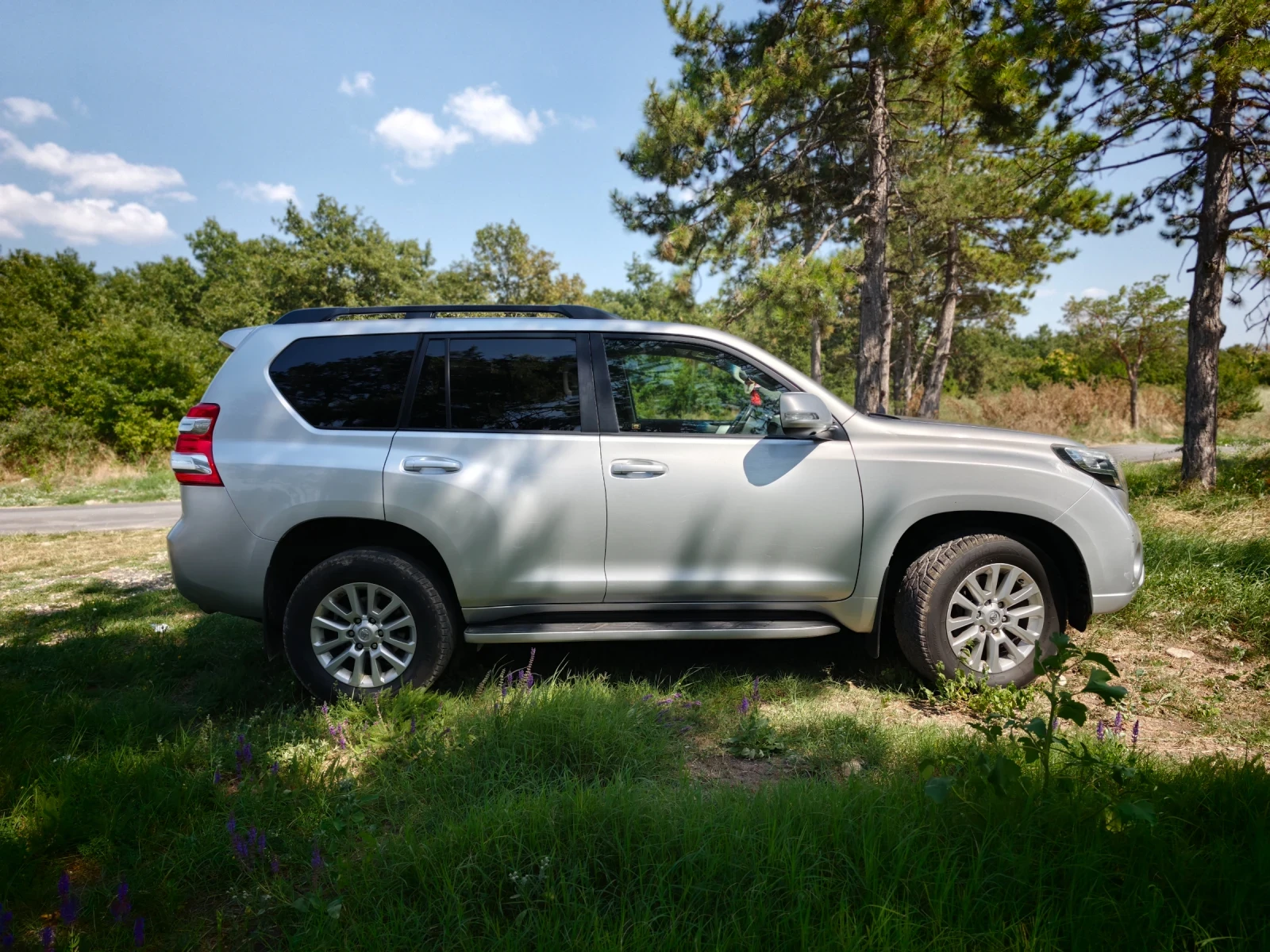 Toyota Land cruiser, снимка 8 - Автомобили и джипове - 56576310