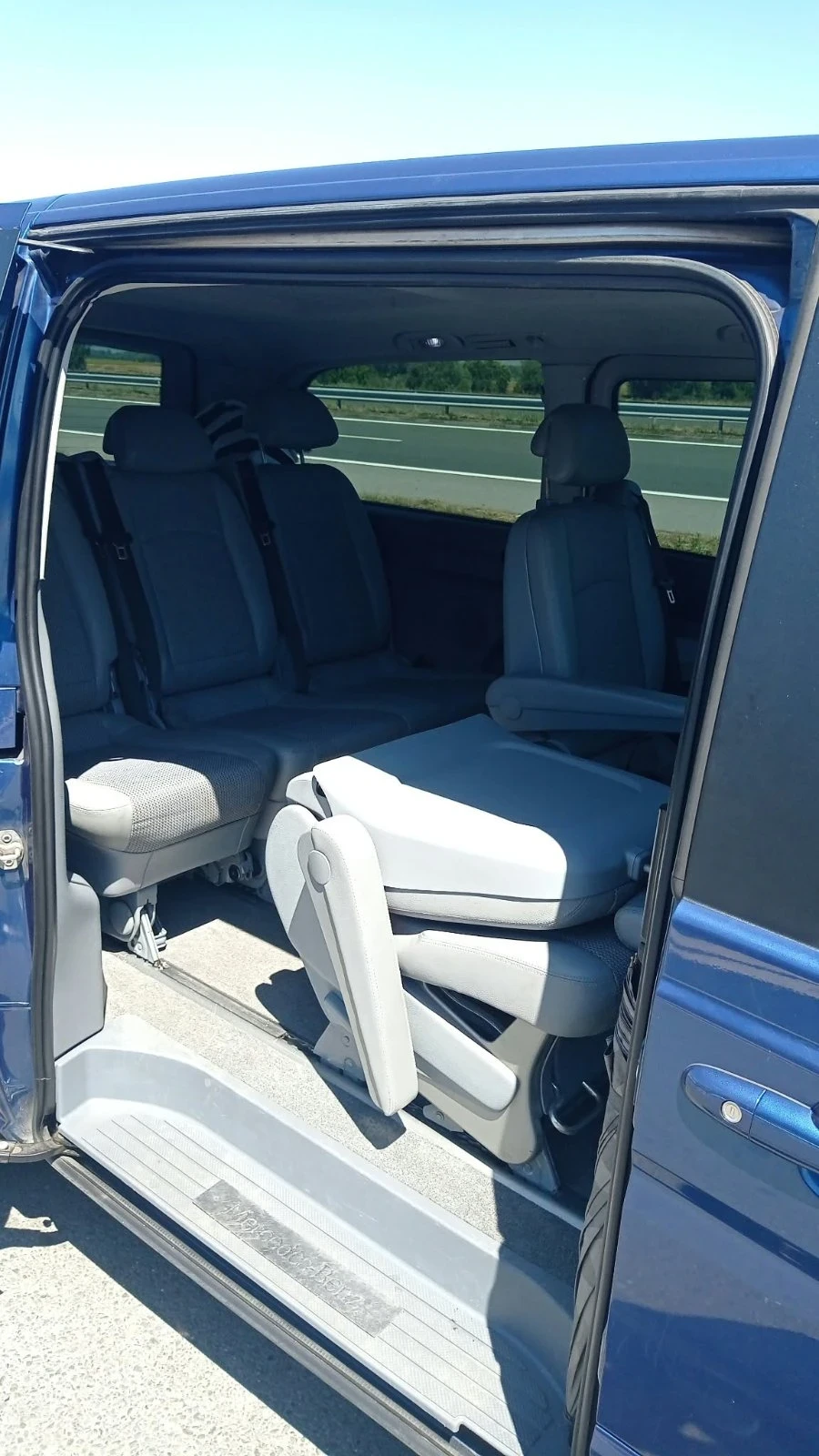 Mercedes-Benz Viano 3.2 cdi, снимка 6 - Бусове и автобуси - 56749537