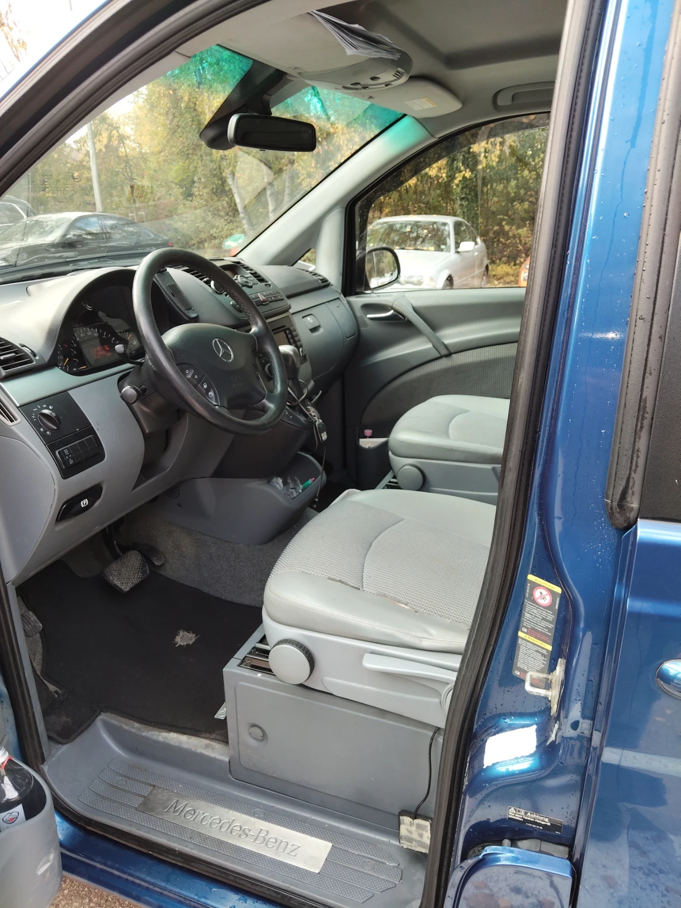 Mercedes-Benz Viano 3.2 cdi, снимка 10 - Бусове и автобуси - 56749537