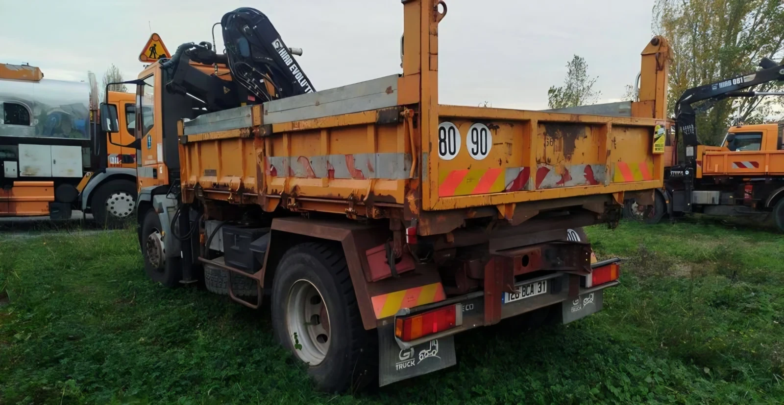 Iveco Eurocargo 180E24 самосвал с кран снегорин  - изображение 2